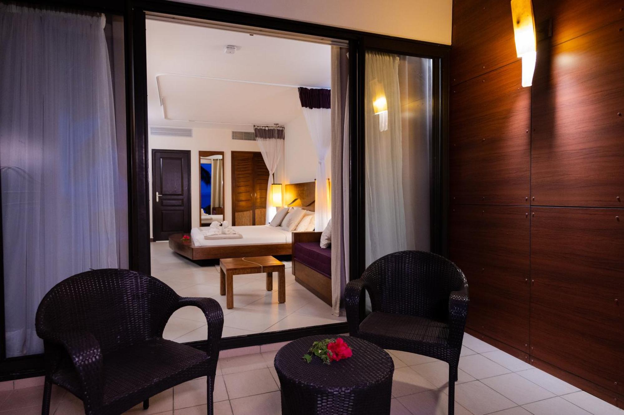 Mantis Soanambo Hotel And Spa 생마리 섬 외부 사진